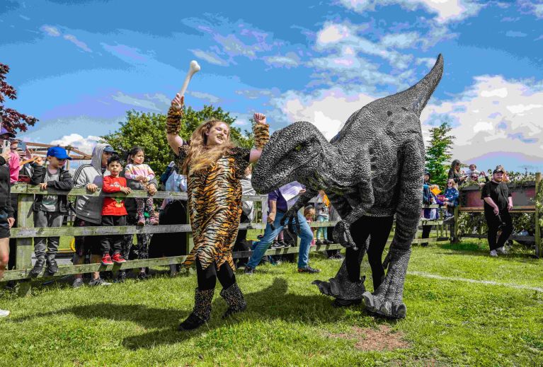 Dino Week | Mead Open Farm | 25th to 31st May 2026